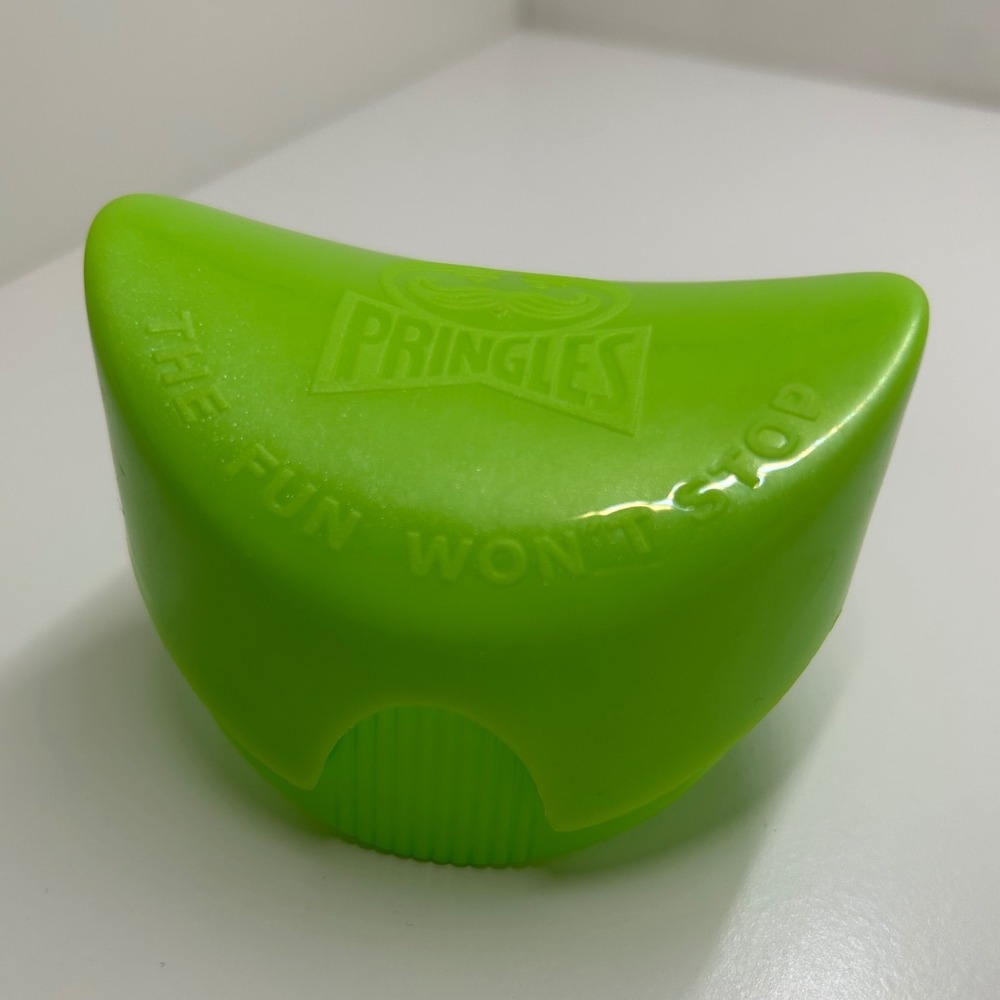 Vintage Pringles To Go Potato Chip Holder Snack Container Lime Green Lunch Box